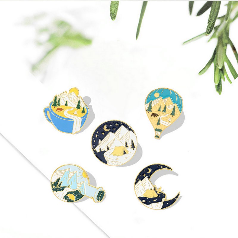 Camping Adventure Enamel Pins  - Outdoor Planting Bag recension och pris