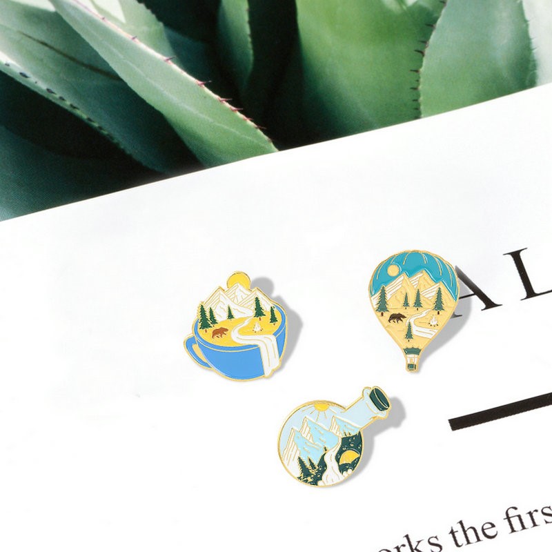 Camping Adventure Enamel Pins  - Outdoor Planting Bag recension och pris