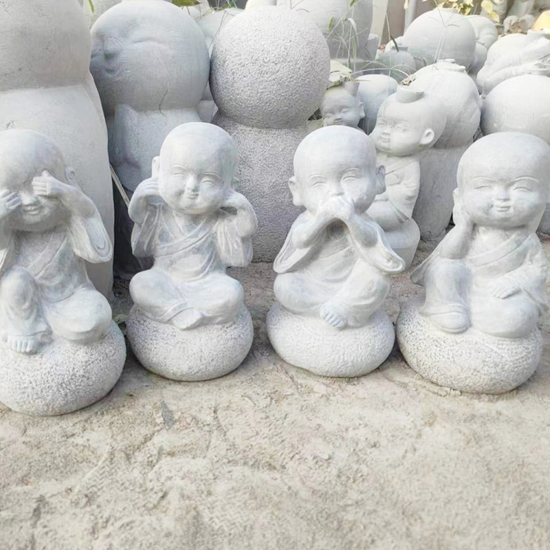 Little novice monk ornament Sc - Zen Gardening Tools recension och pris